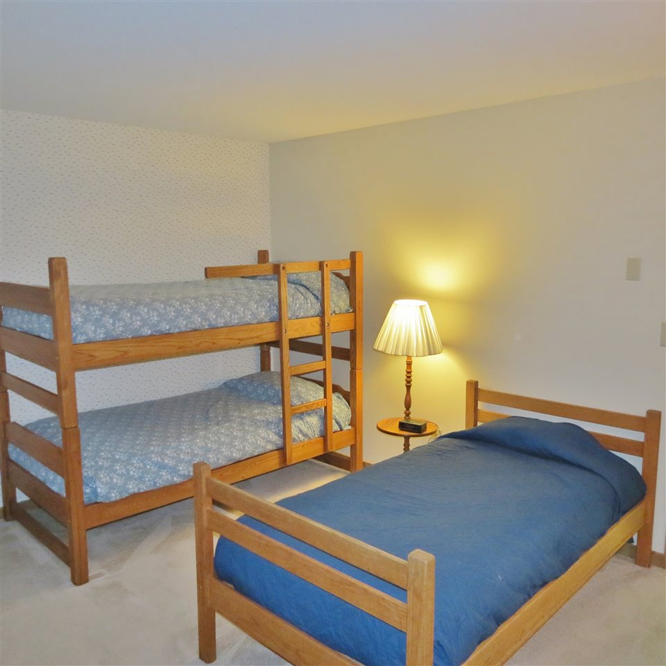 63 Kettlebrook Road, Unit H2 Ludlow, VT 05149 - Photo 17 of 26 Gallery Image 17