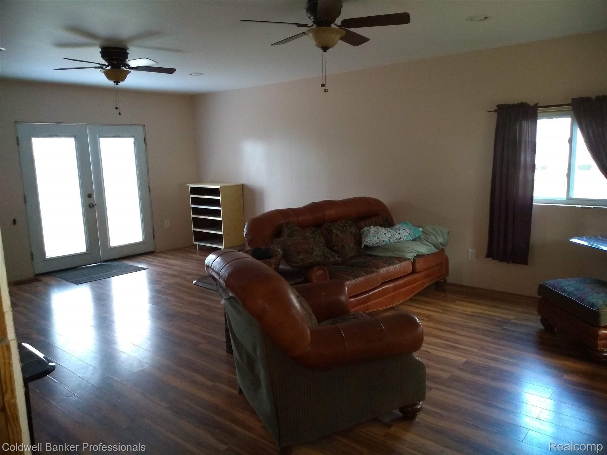 507 Bowers Road Lapeer, MI 48446 - Photo 6 of 15 IMG_20211104_152711308.jpg