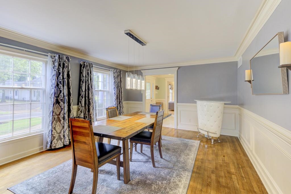 2289 Kirby Road Memphis, TN 38119 - Photo 6 of 35 a view of a dining room with furniture and a window