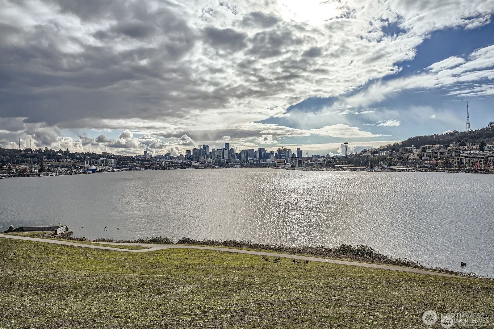 2309 North Northlake Way, Unit 5 Seattle, WA 98103 - Photo 20 of 26