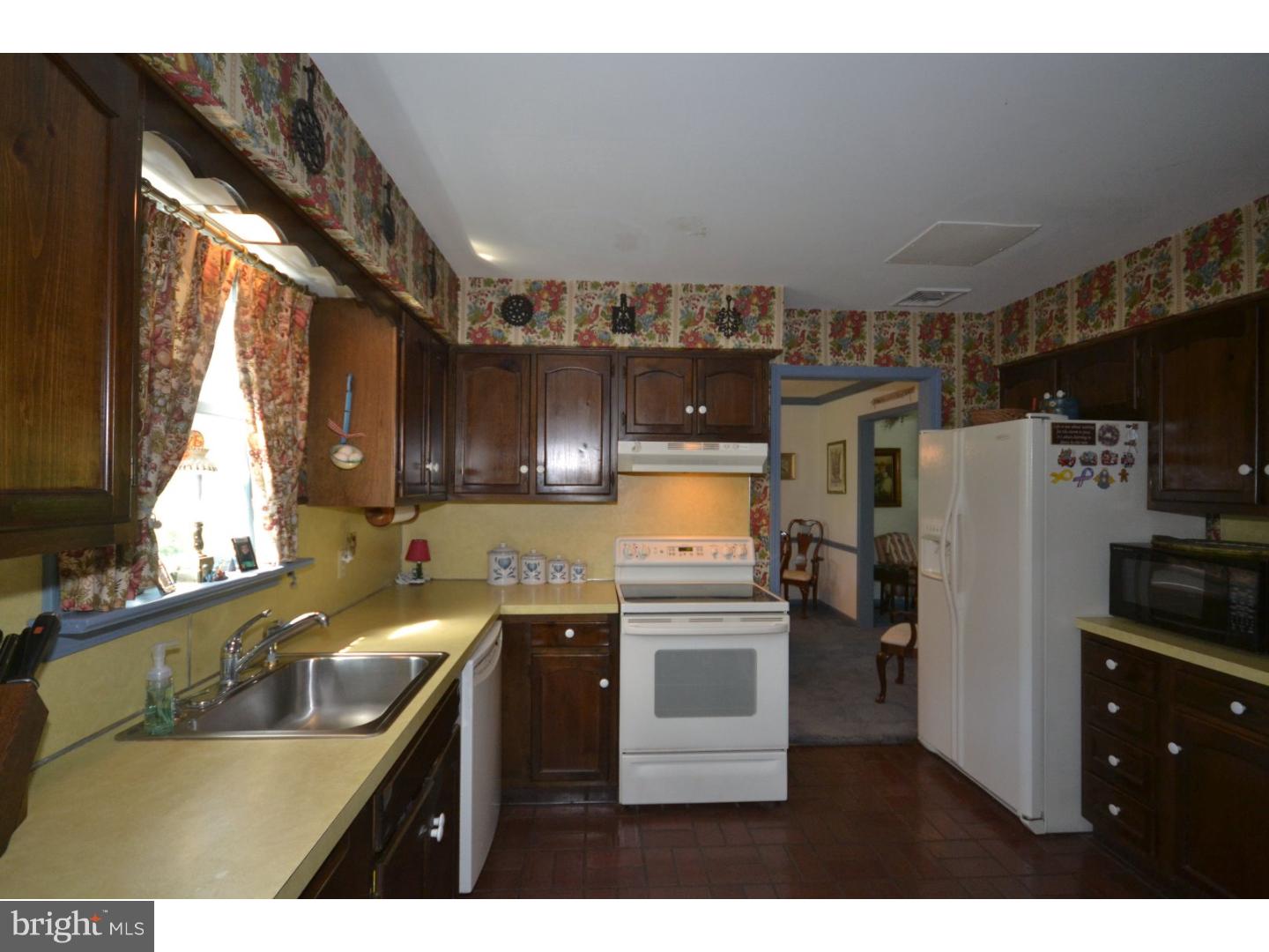 263 Fretz Road Telford, PA 18969 - Photo 6 of 25