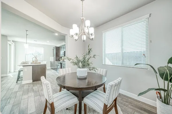 $2,695 | 1437 East Via Viola Way, Fresno, CA 93730