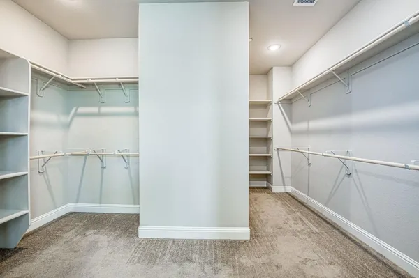 $2,695 | 1437 East Via Viola Way, Fresno, CA 93730