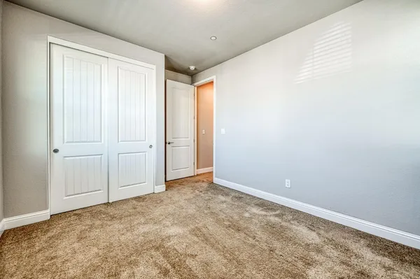 $2,695 | 1437 East Via Viola Way, Fresno, CA 93730