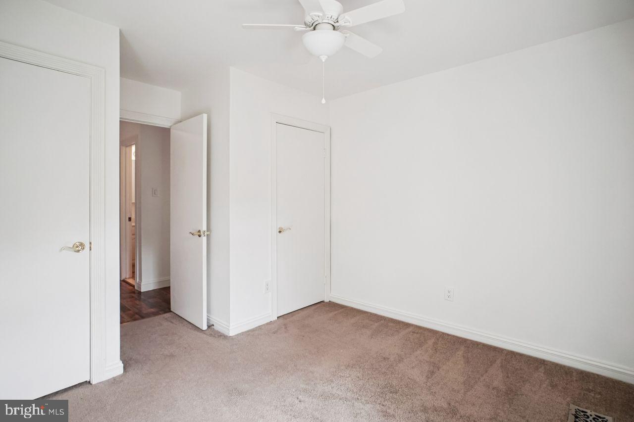 5105 Overlook Park Annandale, VA 22003 - Photo 14 of 32 a view of an empty room