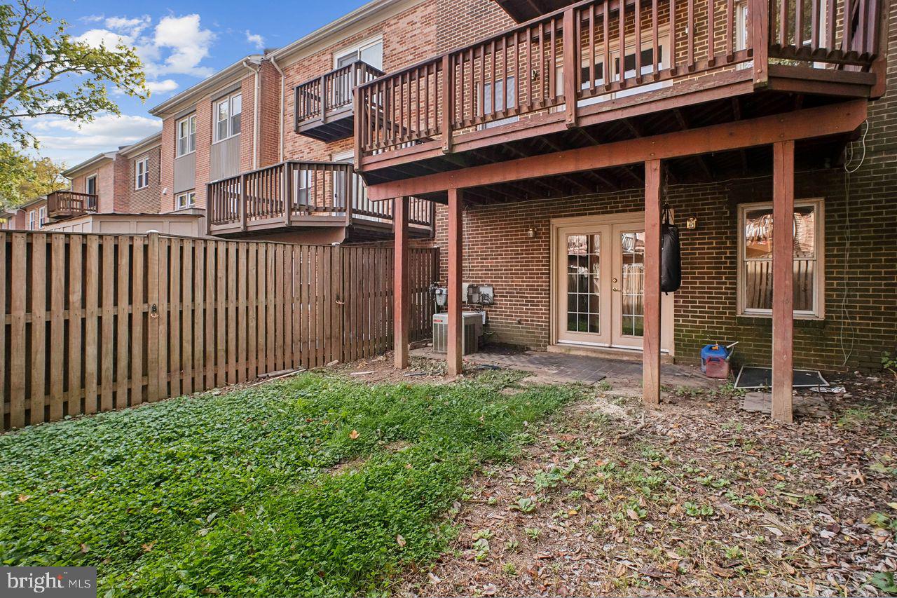 5105 Overlook Park Annandale, VA 22003 - Photo 26 of 32 a view of a house with a outdoor space