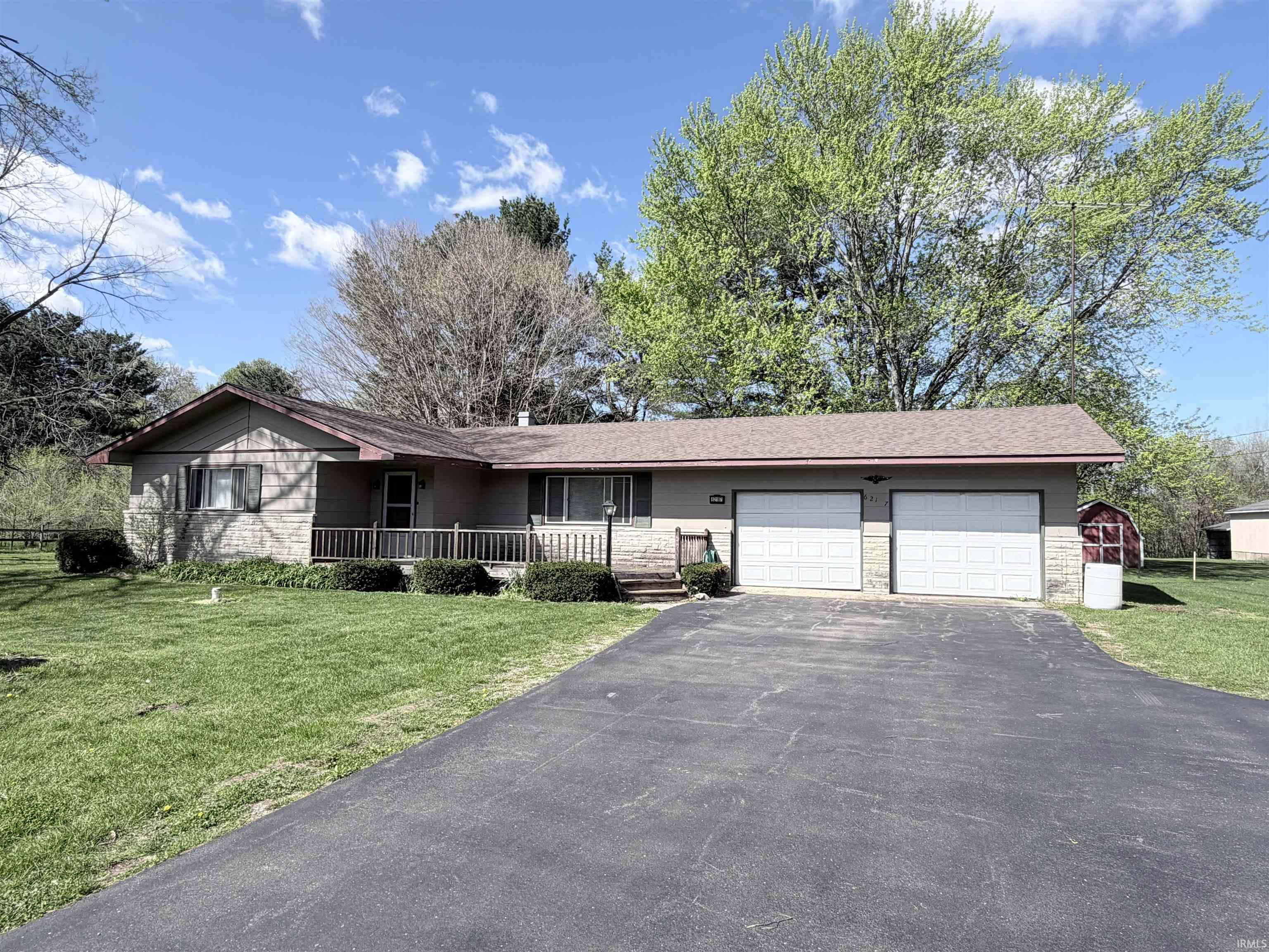 62187 Pine Road North Liberty, IN 46554 - Photo 3 of 34