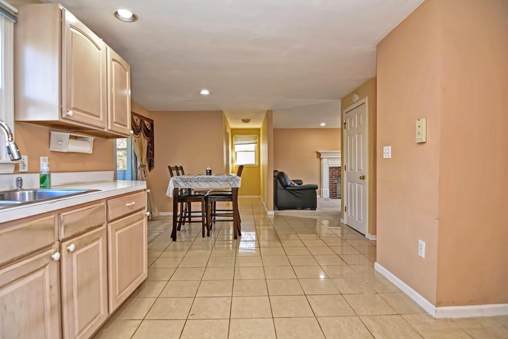373 Union Street Ashland, MA 01721 - Photo 6 of 26 Gallery Image 6