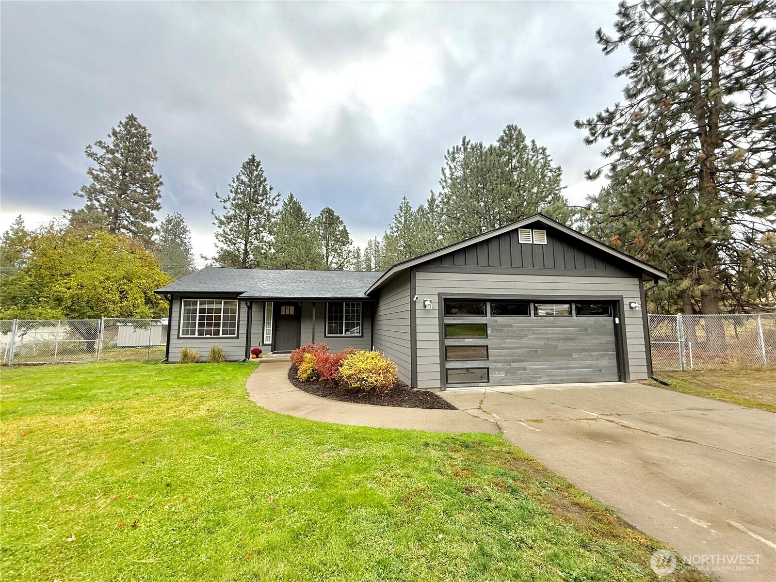 48 Pinecrest Road Tonasket, WA 98855 - Photo 1 of 38 Gallery Image 1