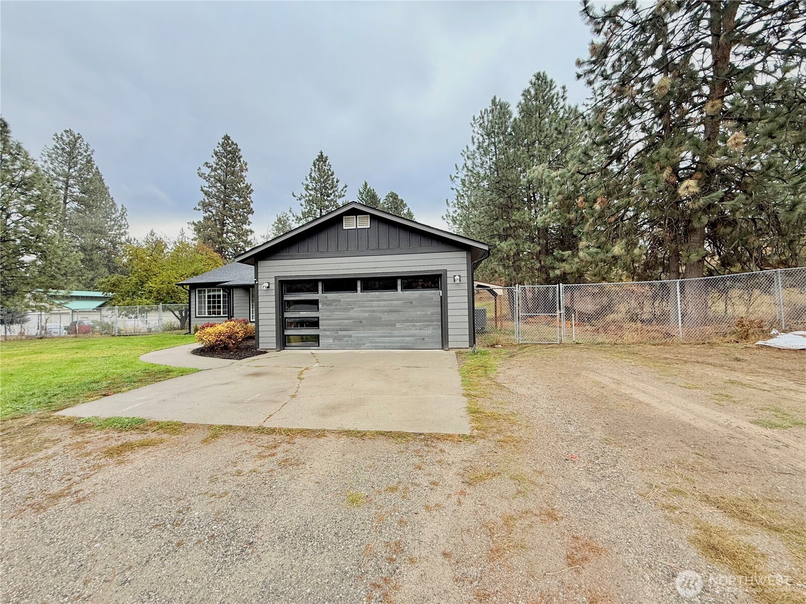 48 Pinecrest Road Tonasket, WA 98855 - Photo 2 of 38 Gallery Image 2