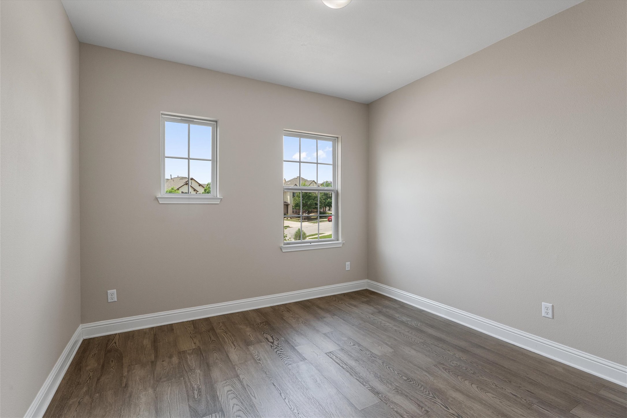 622 Cheyenne Lane Cedar Park, TX 78613 - Photo 24 of 40 Windows in every room keep the upstairs feeling light and cheerful, even on the occasional rainy Texas afternoon