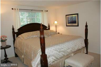 6116 Covered Bridge Road Burke, VA 22015 - Photo 9 of 17 Bedroom (Master)