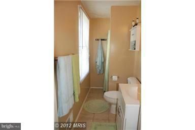 6116 Covered Bridge Road Burke, VA 22015 - Photo 10 of 17 Bath (Master)