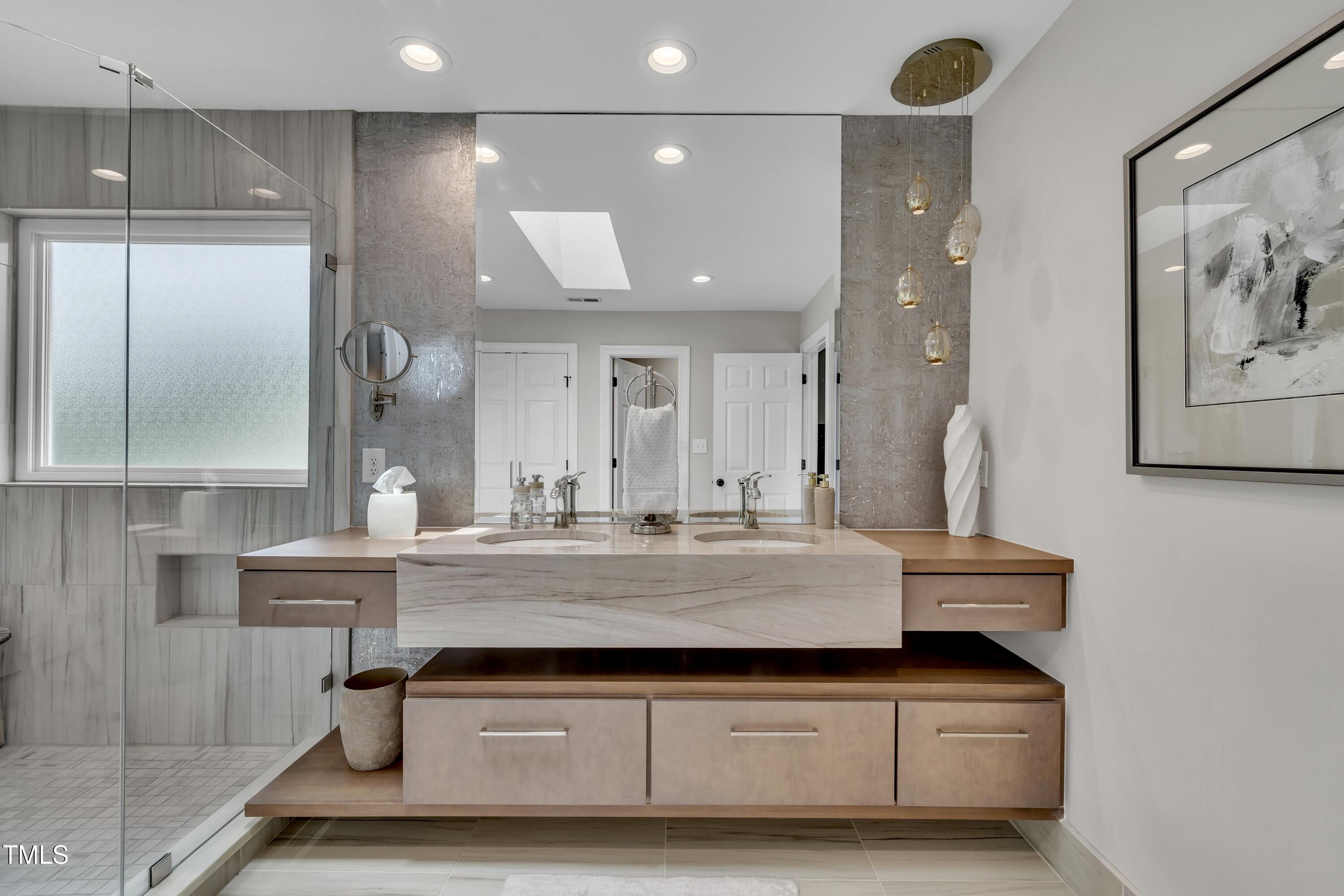 12412 Mayhurst Place Raleigh, NC 27614 - Photo 21 of 38 Floating vanity