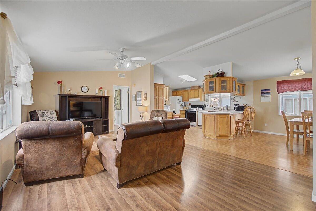 995 Riverside Drive, Unit 78 Rio Dell, CA 95562 - Photo 4 of 21