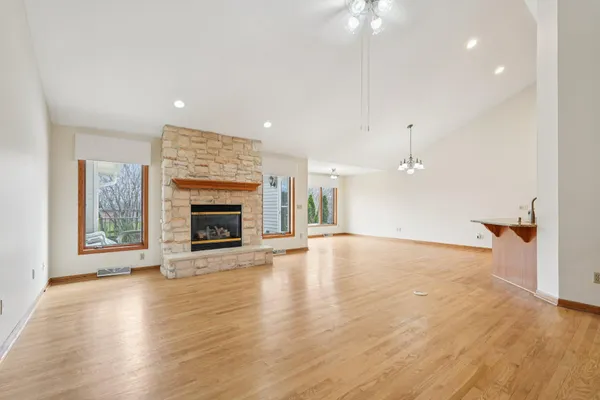 $465,000 | 16605 West Sumerland Court, New Berlin, WI 53151