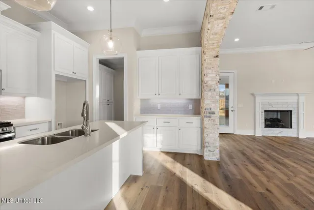 $2,150 | 464 Aurora Circle, Canton, MS 39046