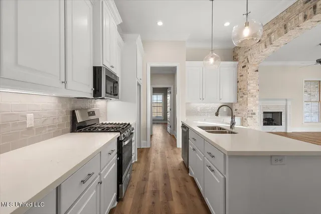 $2,150 | 464 Aurora Circle, Canton, MS 39046