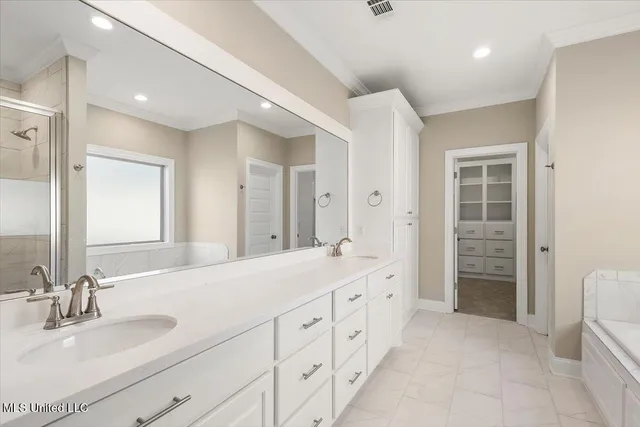 $2,150 | 464 Aurora Circle, Canton, MS 39046