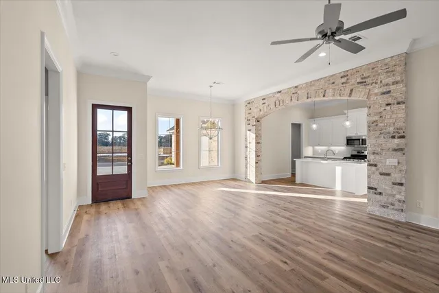 $2,150 | 464 Aurora Circle, Canton, MS 39046