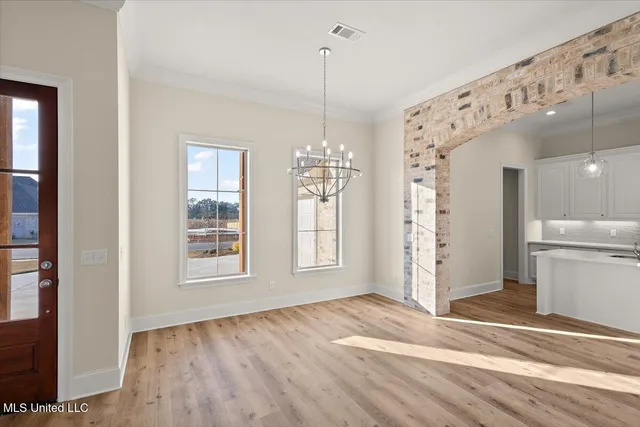 $2,150 | 464 Aurora Circle, Canton, MS 39046