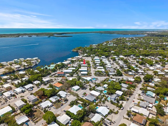 $659,999 | 412 3rd Street, Key Largo, FL 33037