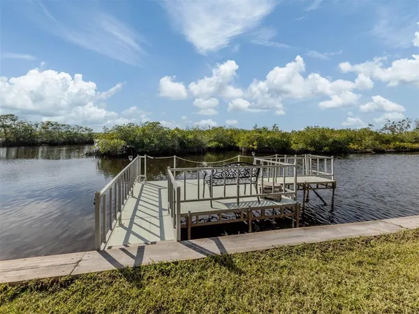 $359,500 | 106 Island Point Road, North Port, FL 34287