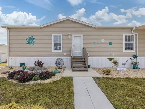 $359,500 | 106 Island Point Road, North Port, FL 34287