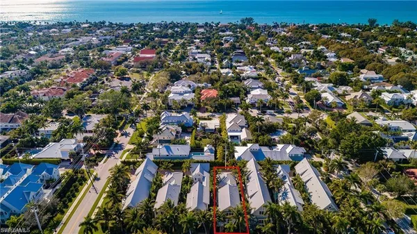 $5,397,500 | 42 6th Street South, Naples, FL 34102