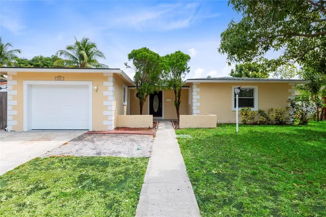 $3,850 | 842 Southwest 68th Avenue, North Lauderdale, FL 33068