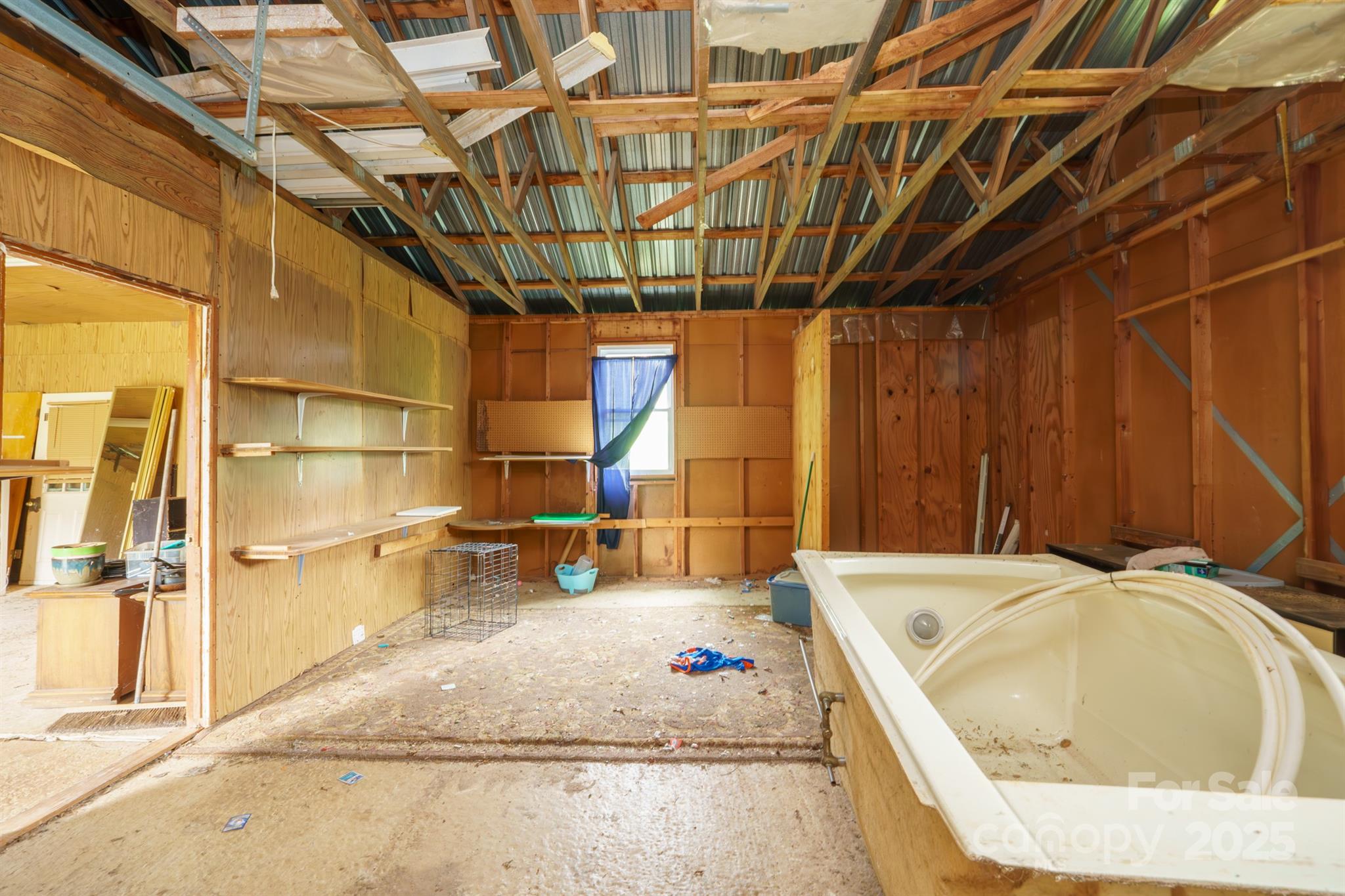3450 Polkville Road Shelby, NC 28150 - Photo 8 of 29 a bathroom with a tub and shower