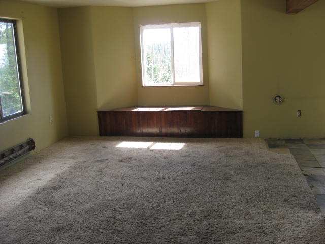 4374 Whittier Road, Unit B Clayton, WA 99110 - Photo 8 of 9