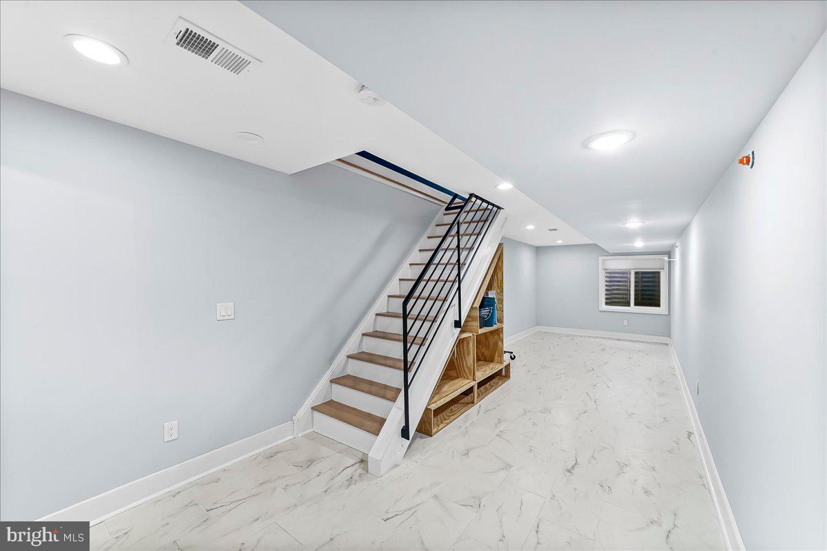 2615 East Letterly Street Philadelphia, PA 19125 - Photo 31 of 36 a view of entryway and hall