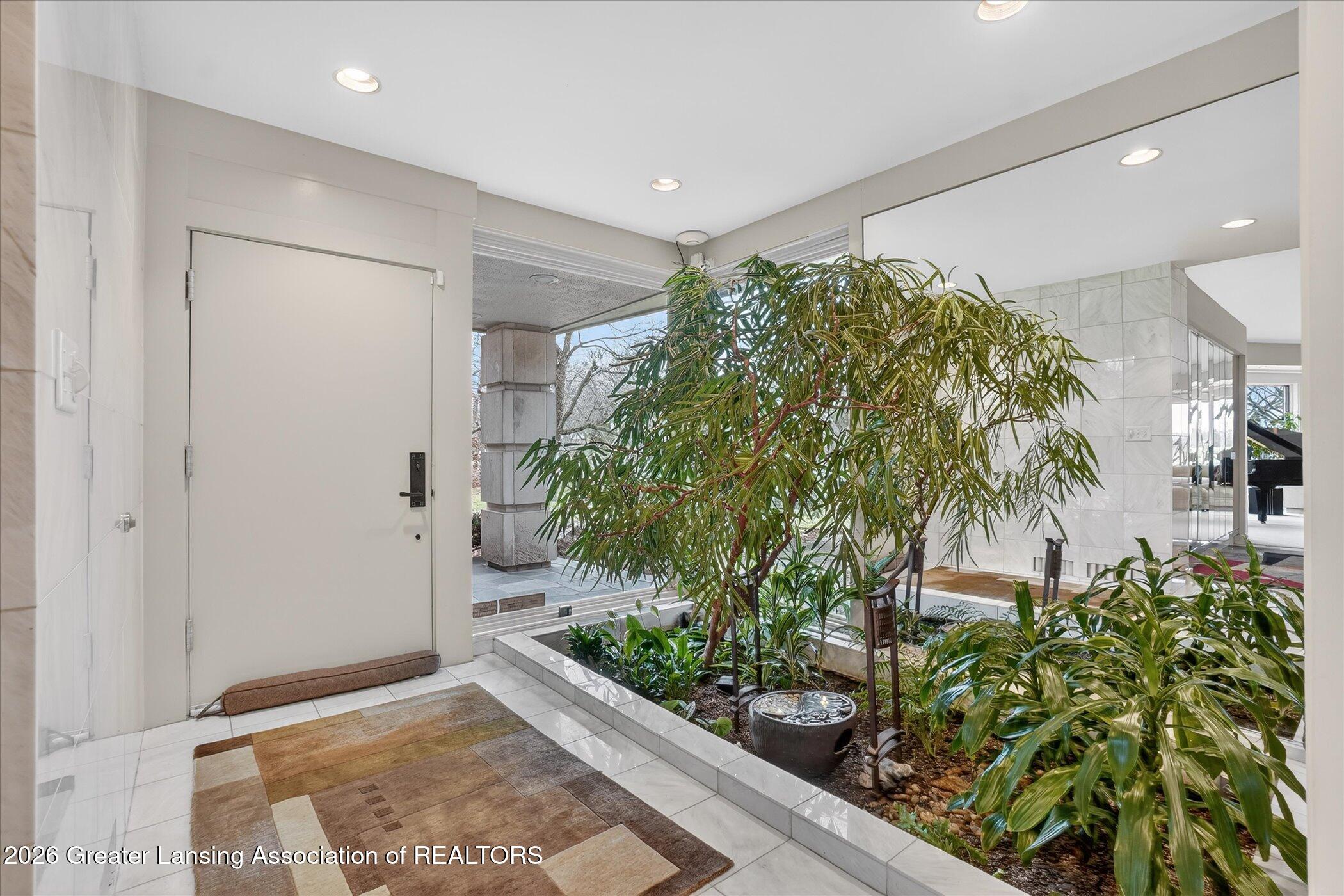 1341 Cambridge Road Lansing, MI 48911 - Photo 38 of 62 41-1341-Cambridge-Rd-Lansing-MI-48911-Wi