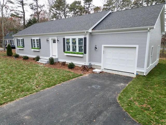 front view of house with a yard