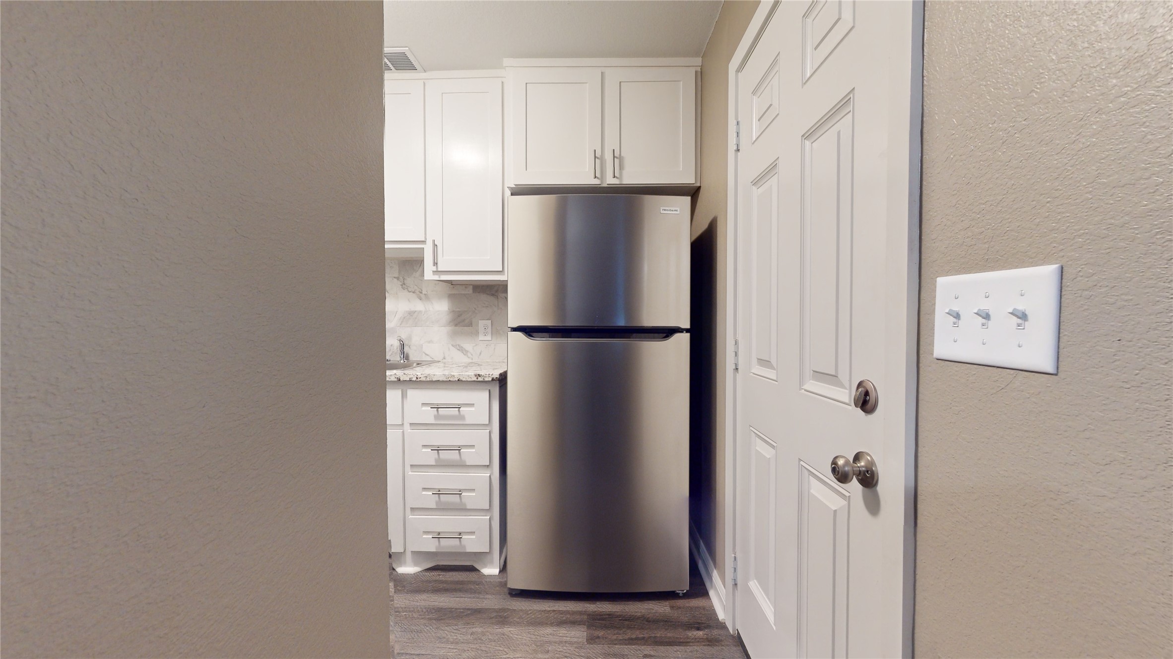 302 Georgia Street, Unit AB South Houston, TX 77587 - Photo 10 of 25 a view of walk in closet with empty racks
