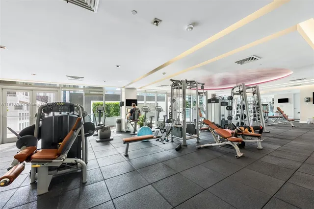 $645,000 | 55 Southeast 6th Street, Unit 2610, Miami, FL 33131