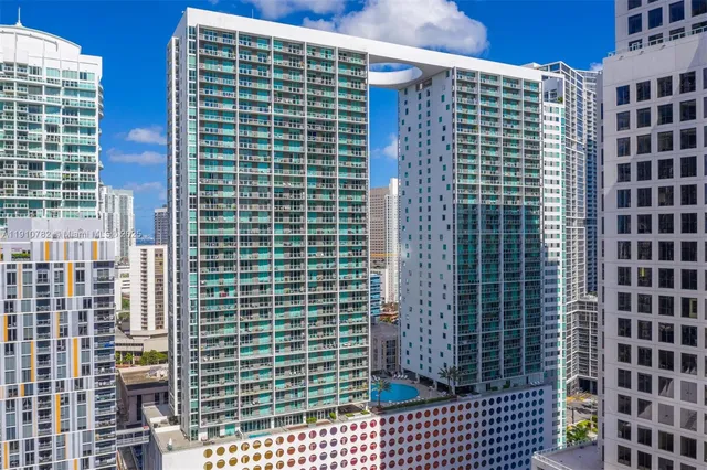 $645,000 | 55 Southeast 6th Street, Unit 2610, Miami, FL 33131