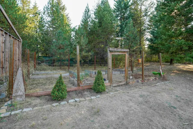 $385,000 | 5146 Camden Road, Newport, WA 99156