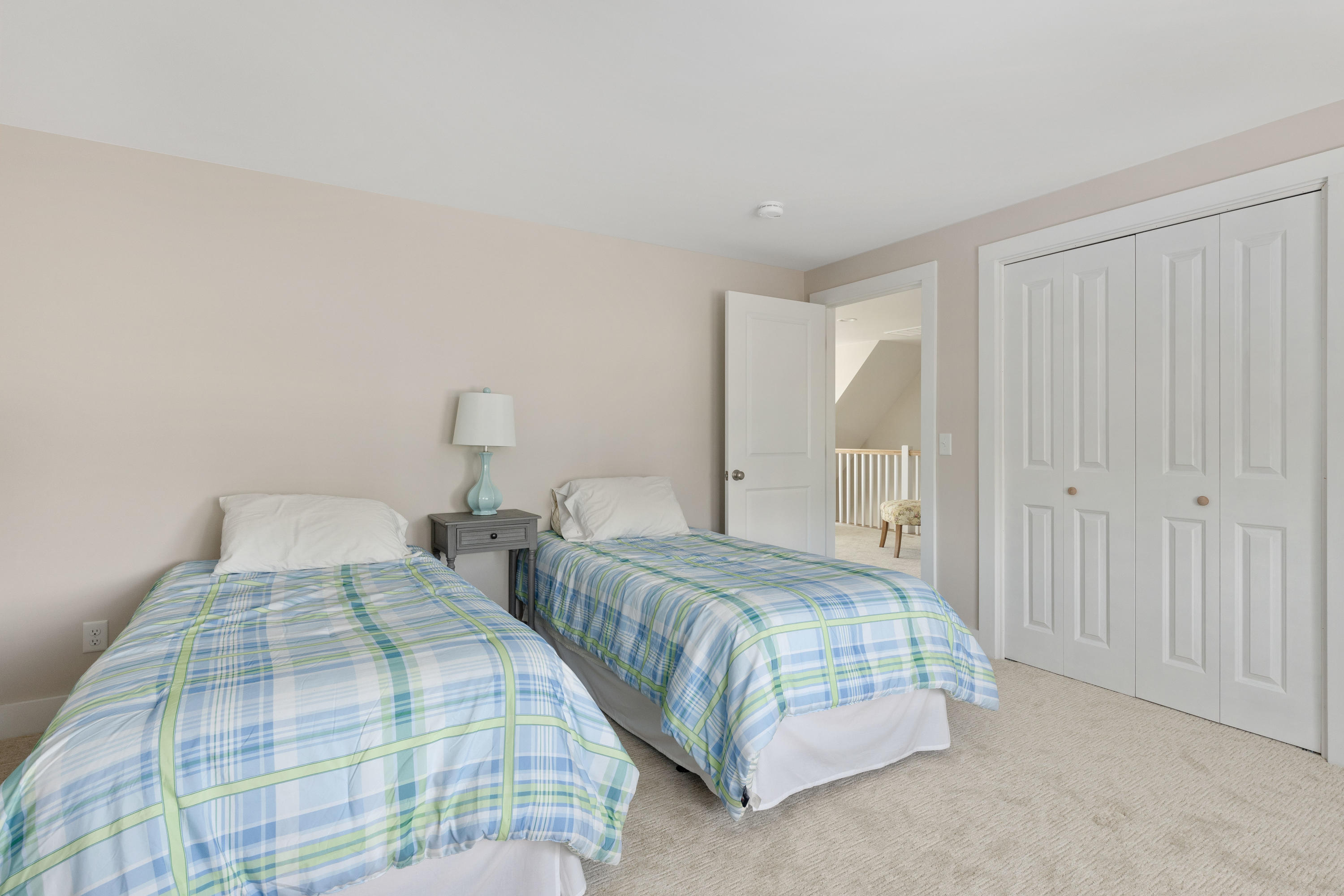 129 Hardings Beach Road Chatham, MA 02633 - Photo 20 of 33 129HarLR-42