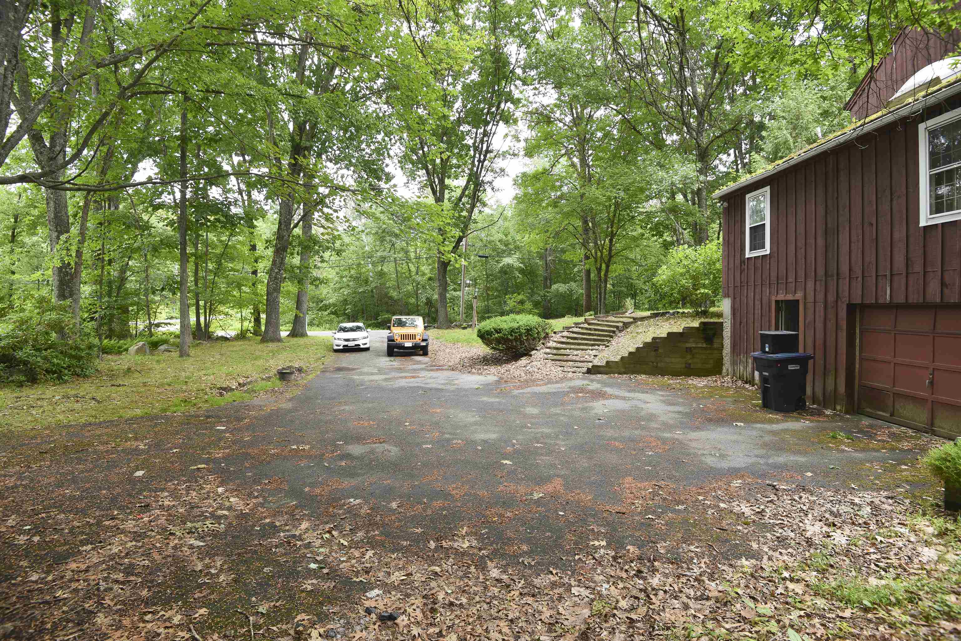 81 Shannon Road Salem, NH 03079 - Photo 6 of 36