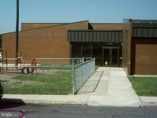 1309 Edgehill Road Darby, PA 19023 - Photo 4 of 4 Gallery Image 4