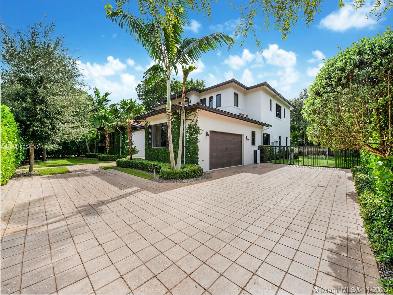 5980 Southwest 80th Street South Miami, FL 33143 - Photo 2 of 37