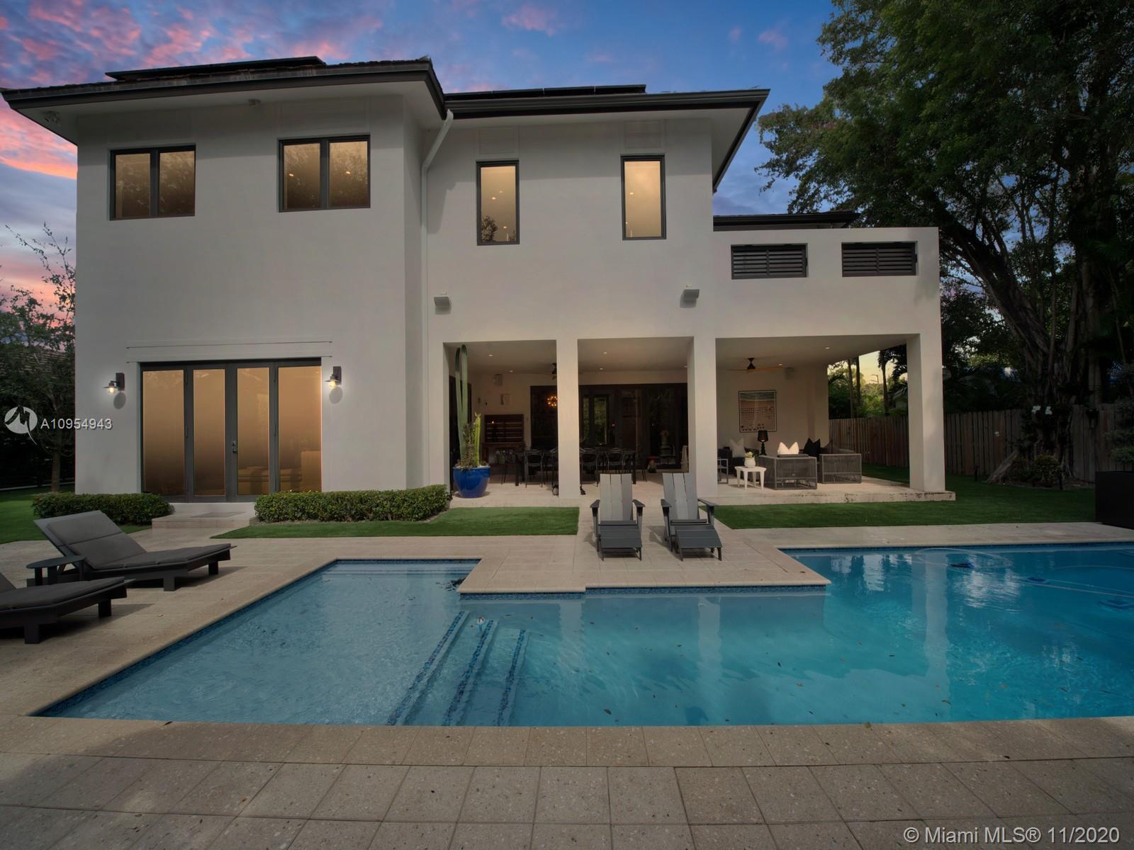 5980 Southwest 80th Street South Miami, FL 33143 - Photo 7 of 37