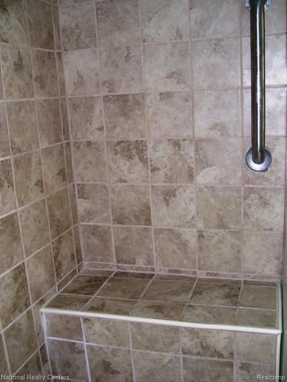 23600 Middlebelt Road Farmington Hills, MI 48336 - Photo 26 of 35