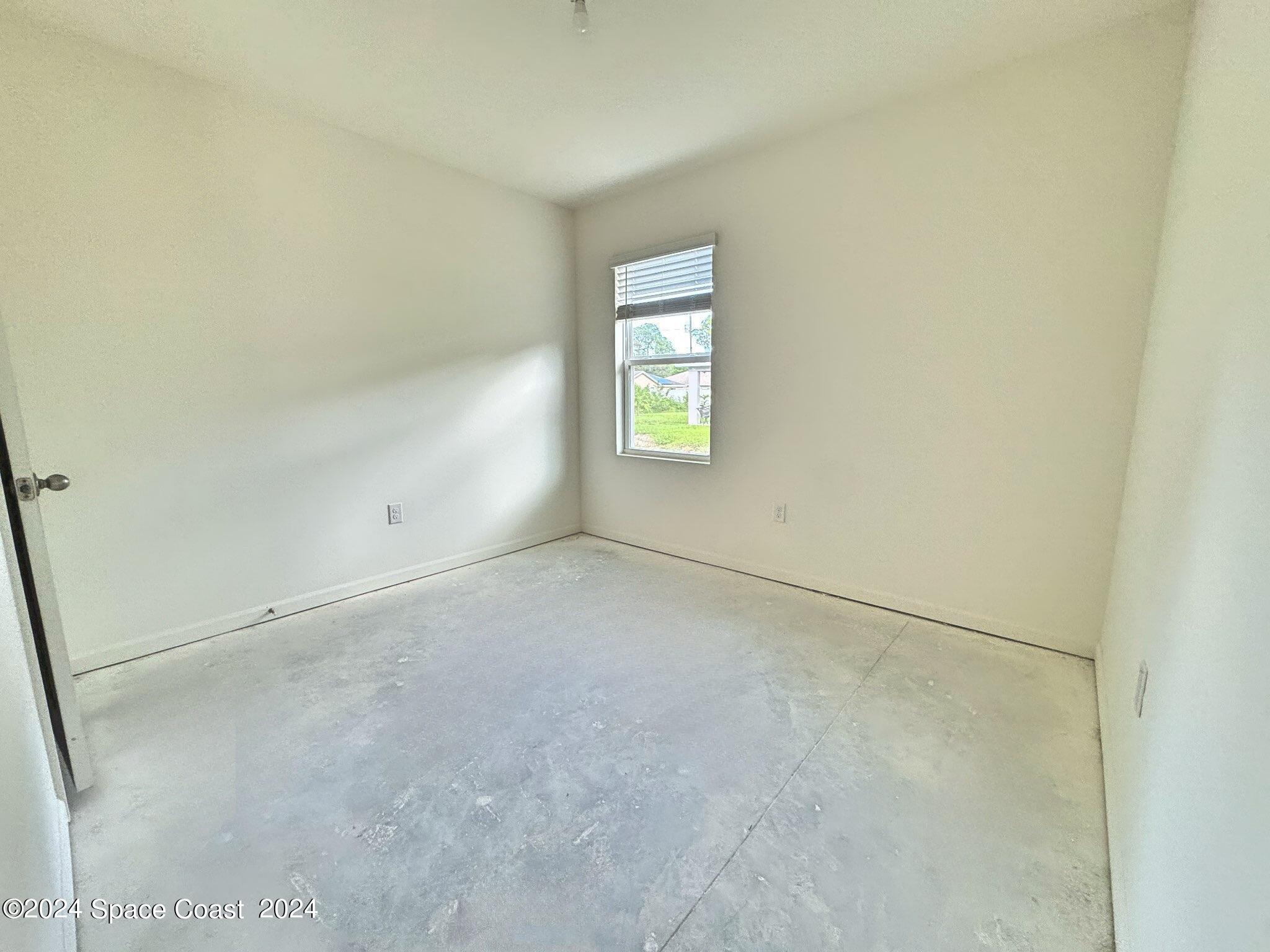 435 Oakleaf Street Southwest Palm Bay, FL 32908 - Photo 8 of 44 6. 435 Oakleaf - Bed 3