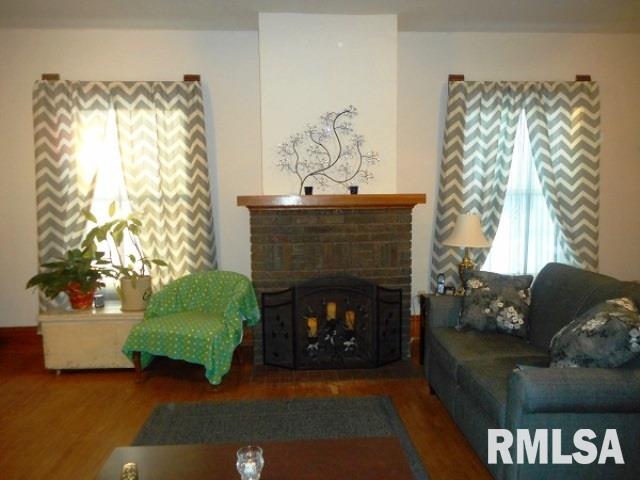 402 Center Street Delmar, IA 52037 - Photo 12 of 23 Gallery Image 12