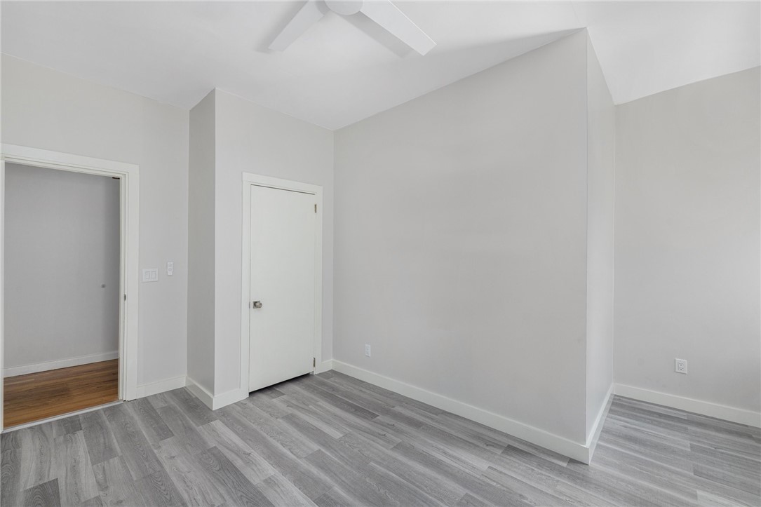 462 Thames Street, Unit 3 Newport, RI 02840 - Photo 14 of 20 Bedroom 1