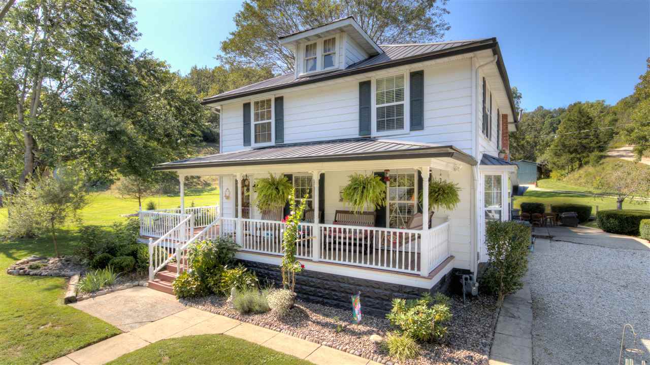 4383 Hughes Branch Road Huntington, WV 25701 - Photo 1 of 32 Gallery Image 1