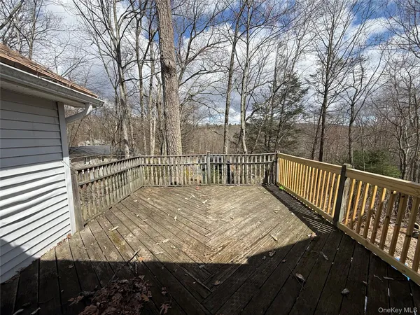 $1,500 | 14 Arbutus Trail, Wurtsboro, NY 12790